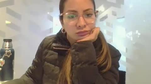 Snapshot of valentinaseleni1 chatting on May 18, 2026, 6:36 pm Valentina online show from May 18, 2026, 6:36 pm