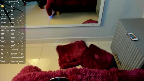 Mia  online show from January 9, 2026, 9:05 pm