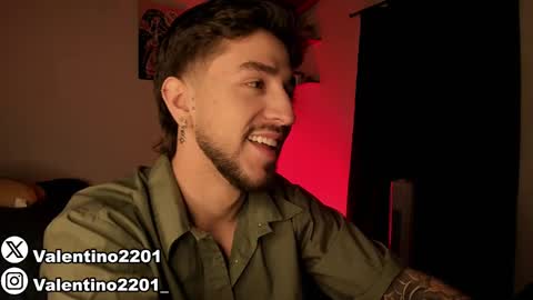 valentino online show from March 12, 2025, 1:36 am