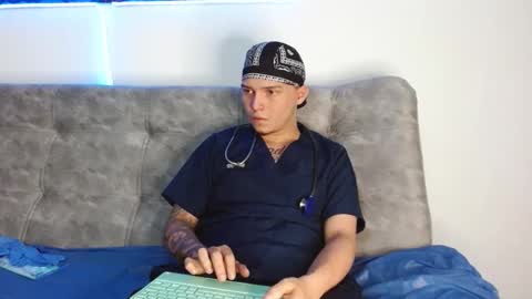 Nick online show from November 28, 2025, 4:15 am