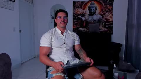    online show from November 8, 2025, 1:55 pm