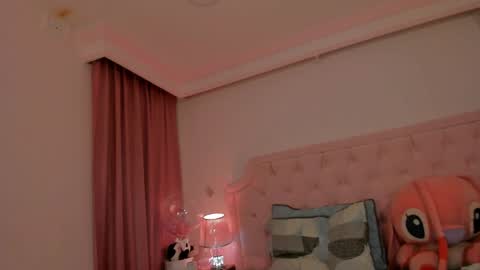 Snapshot of valentoro1 chatting on May 1, 2026, 10:42 am Vale Toro online show from May 1, 2026, 10:42 am