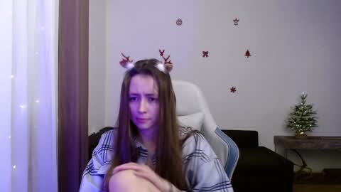 Snapshot of valents_cherry chatting on December 15, 2024, 4:15 pm Valentina online show from December 15, 2024, 4:15 pm