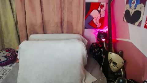 Valeri Cove online show from November 21, 2025, 4:11 am