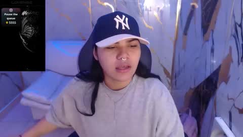 valeri_harpers4 online show from December 18, 2025, 5:08 pm