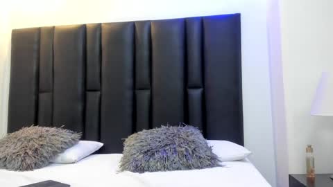valeri_tafur online show from December 27, 2024, 10:55 am