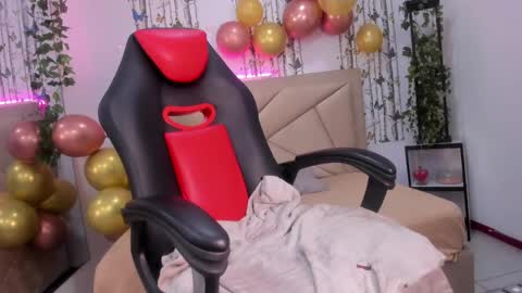 Snapshot of valeria_dark_ chatting on April 20, 2026, 7:59 pm valeria online show from April 20, 2026, 7:59 pm