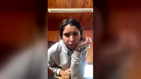 Snapshot of valeria_feroz chatting on May 20, 2026, 1:50 pm valeria_feroz online show from May 20, 2026, 1:50 pm