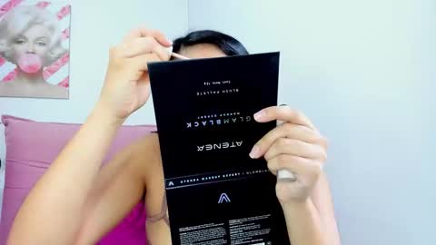 valeria_miller69 online show from December 4, 2025, 2:15 pm