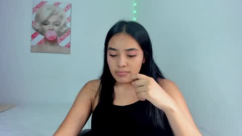 Snapshot of valeria_miller69 chatting on May 22, 2026, 2:44 pm valeria_miller69 online show from May 22, 2026, 2:44 pm