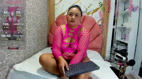 Snapshot of valeria_rivera1 chatting on June 14, 2026, 12:29 pm Costume lover online show from June 14, 2026, 12:29 pm