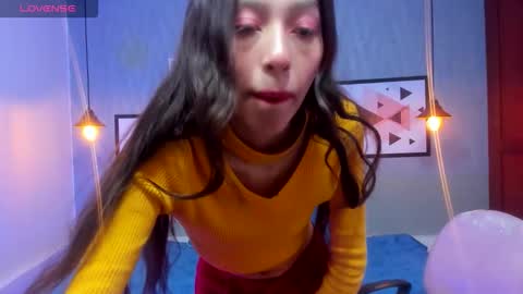 Valeria online show from October 9, 2025, 2:37 pm