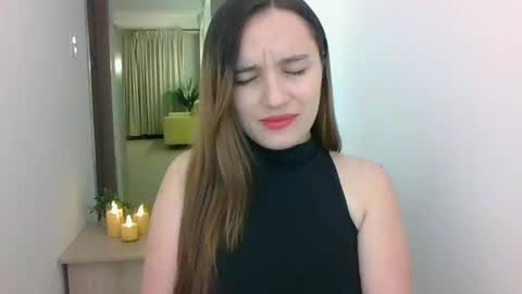 valeriafrannco online show from March 5, 2025, 4:02 am