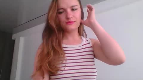 Snapshot of valeriafrannco chatting on May 11, 2026, 2:56 pm valeriafrannco online show from May 11, 2026, 2:56 pm