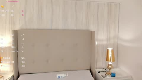 Valeria online show from December 7, 2024, 3:52 pm