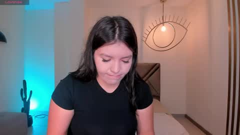 Valeria online show from May 23, 2026, 11:14 am