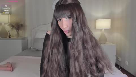 Valeria online show from November 5, 2025, 5:29 am