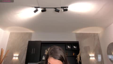 Vale  online show from March 6, 2025, 11:47 am