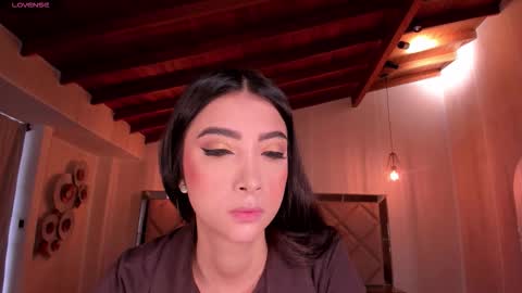 Vale  online show from October 7, 2025, 12:02 pm