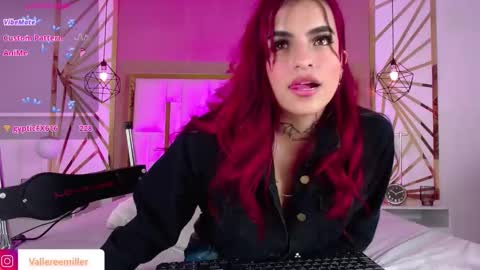 Snapshot of valerie__miller_ chatting on November 27, 2025, 5:04 pm Valerie online show from November 27, 2025, 5:04 pm