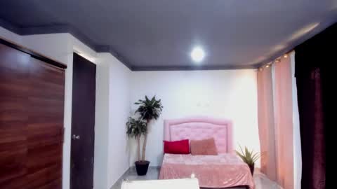 Valerie fox online show from October 4, 2025, 3:10 pm