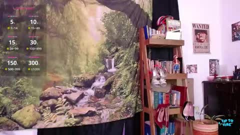 Snapshot of valerie_smile chatting on June 2, 2026, 1:29 am Valerie online show from June 2, 2026, 1:29 am