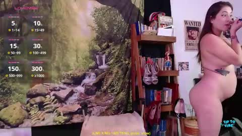 Snapshot of valerie_smile chatting on June 4, 2026, 8:37 pm Valerie online show from June 4, 2026, 8:37 pm