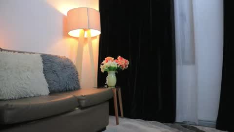 Valerie Style3 online show from March 12, 2026, 4:18 am