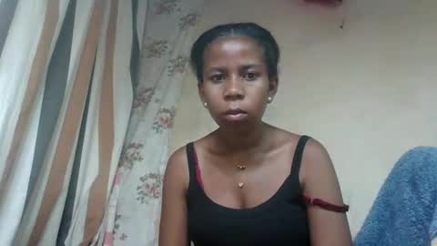 Snapshot of valerinezah chatting on February 4, 2026, 5:19 pm valerinezah online show from February 4, 2026, 5:19 pm