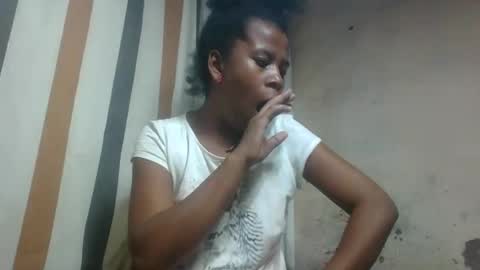 valerinezah online show from March 9, 2026, 7:12 am