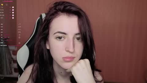 valeritiio online show from May 11, 2026, 3:45 am