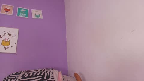 Valeryn online show from January 28, 2025, 6:05 am