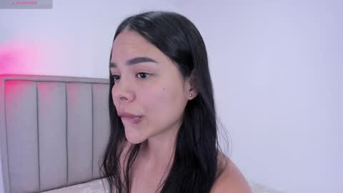 Snapshot of valery__nova chatting on January 14, 2025, 5:01 pm Cris online show from January 14, 2025, 5:01 pm