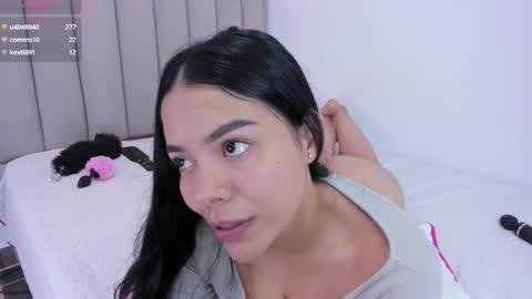 Snapshot of valery__nova chatting on February 16, 2025, 8:11 pm Cris online show from February 16, 2025, 8:11 pm