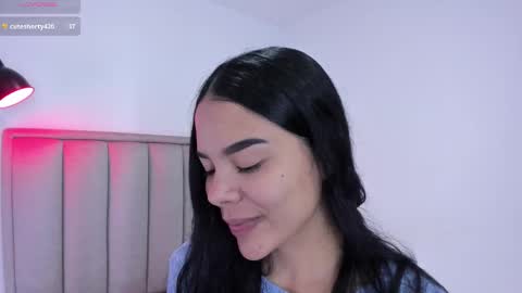 Cris  online show from November 22, 2025, 2:43 am