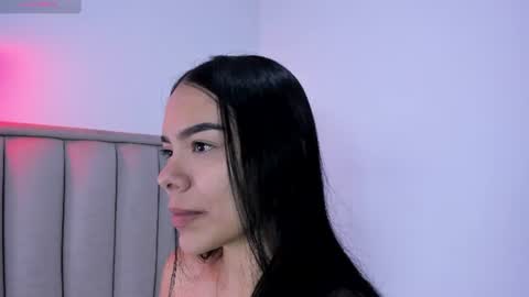 Snapshot of valery__nova chatting on June 9, 2026, 2:06 pm Cris online show from June 9, 2026, 2:06 pm