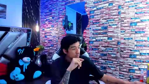 valery_and_dani online show from December 8, 2024, 3:56 pm