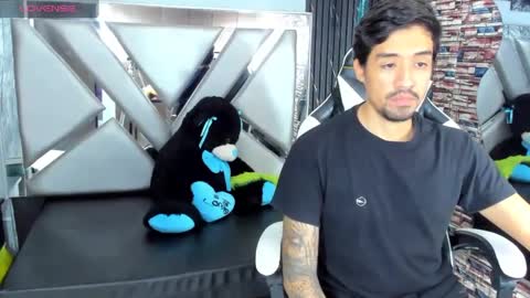 valery_and_dani online show from December 19, 2024, 11:57 pm