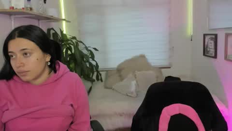 Snapshot of valery_bonnet1 chatting on October 8, 2025, 11:41 am valery_bonnet1 online show from October 8, 2025, 11:41 am