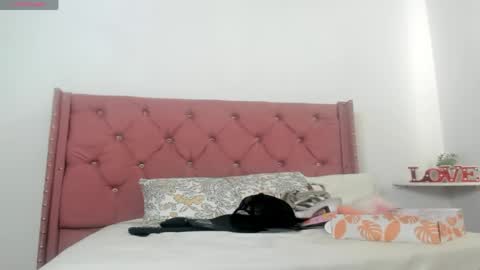valery_hot692 online show from May 19, 2026, 7:20 pm