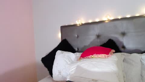  Ana Paula  online show from January 11, 2025, 8:11 am