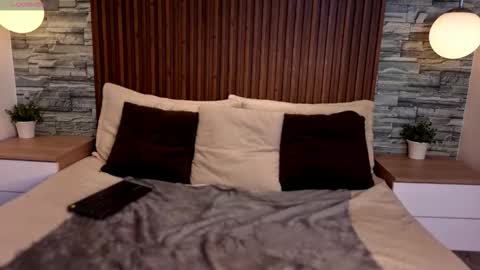 Snapshot of valery_skinnyx chatting on March 4, 2026, 7:20 pm Valery online show from March 4, 2026, 7:20 pm