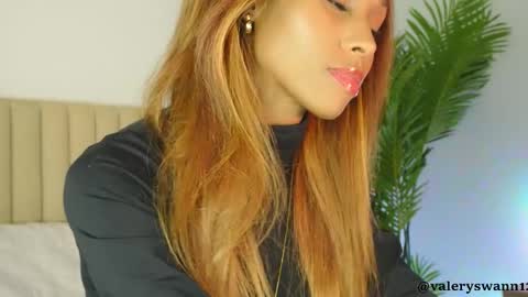 Valery swan1 online show from October 28, 2025, 3:21 am