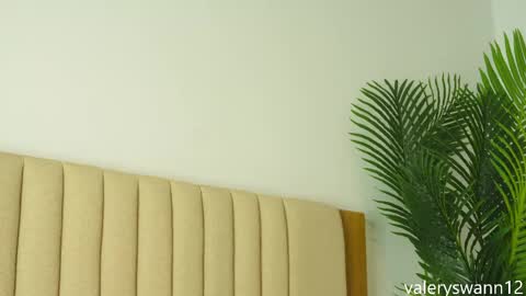 Valery swan1 online show from April 18, 2026, 6:39 am