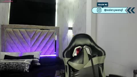 Val online show from February 6, 2026, 12:08 pm