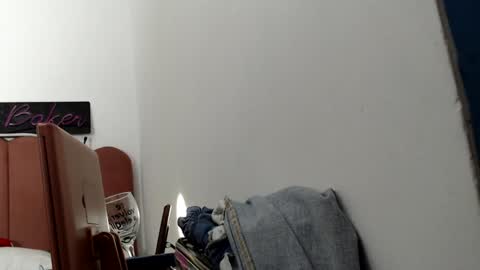 Snapshot of valerybaker1 chatting on December 18, 2024, 9:47 am B V Naughty online show from December 18, 2024, 9:47 am