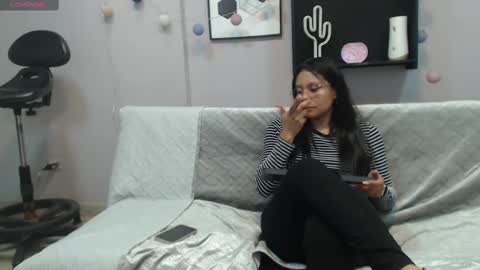 valevicious online show from February 21, 2025, 7:32 pm