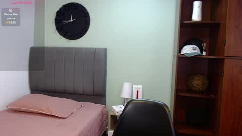 valevicious online show from April 6, 2026, 1:23 pm