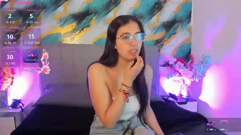 Snapshot of valk_diaz chatting on June 30, 2026, 4:35 am Valk online show from June 30, 2026, 4:35 am
