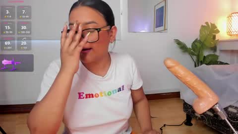 Snapshot of valka_collins chatting on May 30, 2026, 7:55 pm Valka online show from May 30, 2026, 7:55 pm